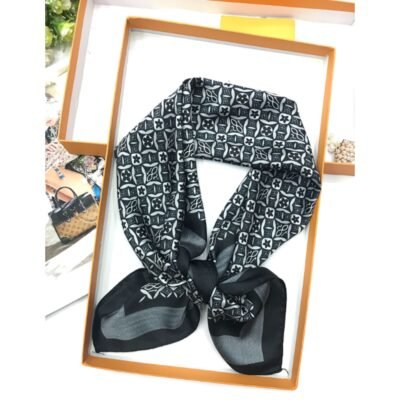 Black color scarf